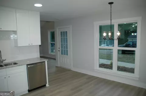 207 Newnan St, Lagrange, GA 30240 photo 3