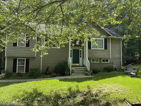 85 Maxwell Pl, Newnan, GA 30265