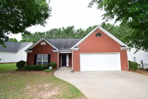 153 Riva Ridge Ln, Newnan, GA 30263