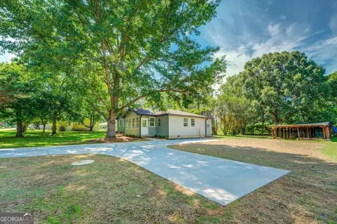 700 Four Points Rd, Jackson, GA 30233 photo 4