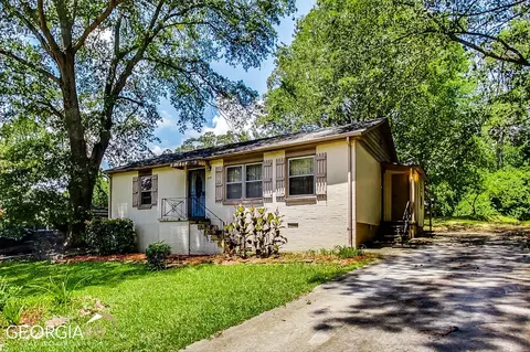 675 Steve Dr SW, Atlanta, GA 30315