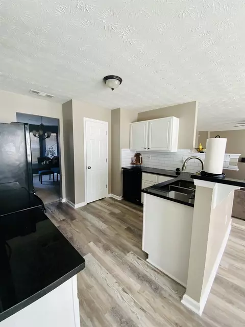 230 Creekview Blvd, Covington, GA 30016 photo 7