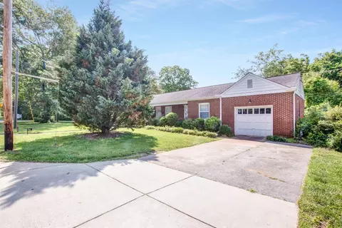 982 Wayside St NW, Cornelia, GA 30531 photo 4