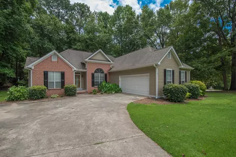 9 Mosswood Ct, Newnan, GA 30265