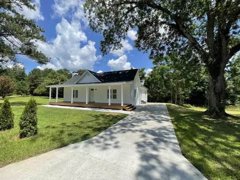 619 Wayside Rd, Carrollton, GA 30116