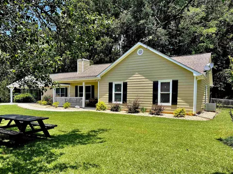 1898 Bottoms Rd, Concord, GA 30206