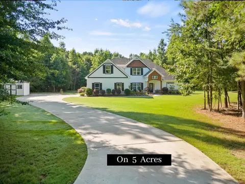 87 Tranquil Rd, Senoia, GA 30276