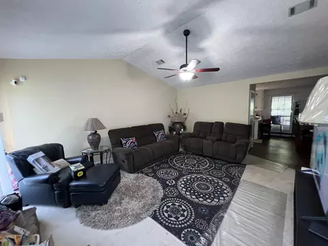 1315 Brady Ct, Hampton, GA 30228 photo 2