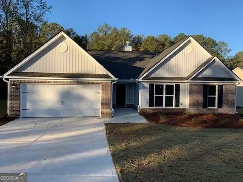 402 Riley Cir NW, Milledgeville, GA 31061