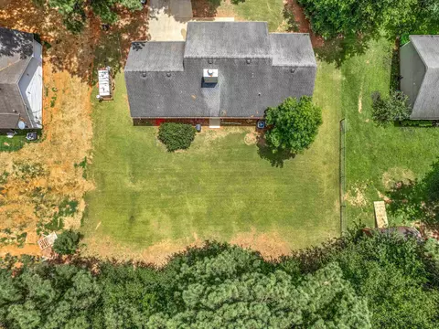 111 Starlake Dr, Jackson, GA 30233 photo 5