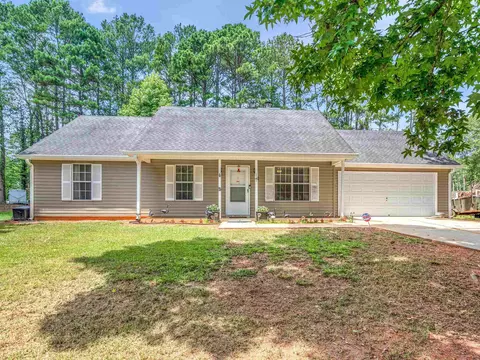 111 Starlake Dr, Jackson, GA 30233 photo 1