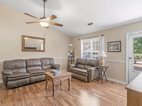 111 Starlake Dr, Jackson, GA 30233 photo 9