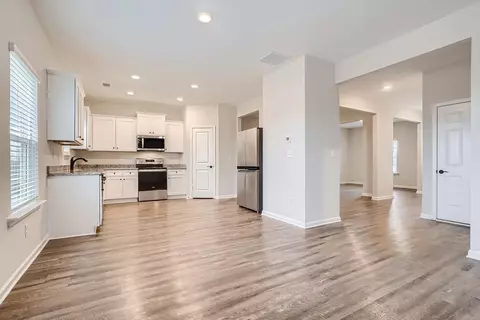 495 Samara Ct, Fairburn, GA 30213 photo 4