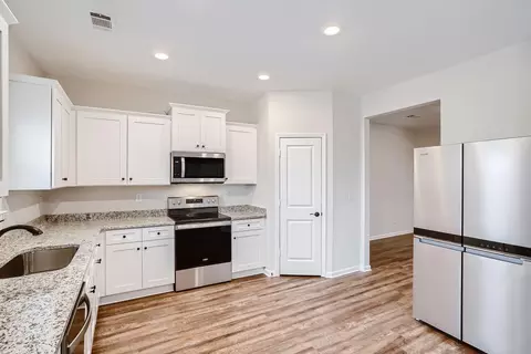 495 Samara Ct, Fairburn, GA 30213 photo 3