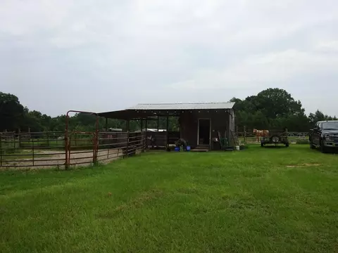 2172 Carters Bridge Rd, Claxton, GA 30417