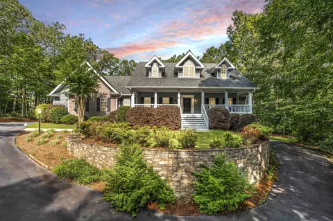 72 Laurel Lakes Dr, Carrollton, GA 30116