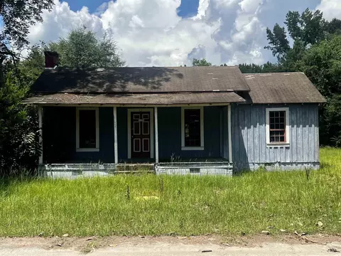 133 N Railroad St, Toomsboro, GA 31090
