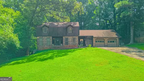 7462 Lerose Dr, Jonesboro, GA 30236