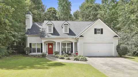 60 Walton Woods Ct, Newnan, GA 30263