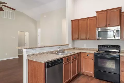 104 Sand Pine Ct, Springfield, GA 31329 photo 9