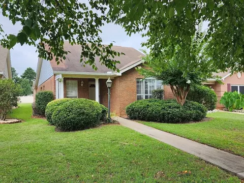113 Williamstown Dr, Warner Robins, GA 31093