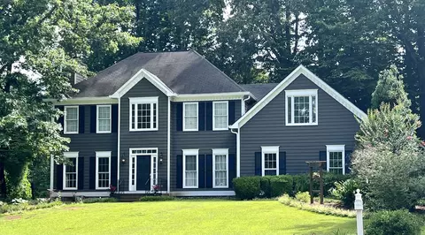 826 Silver Springs Dr, Macon, GA 31210