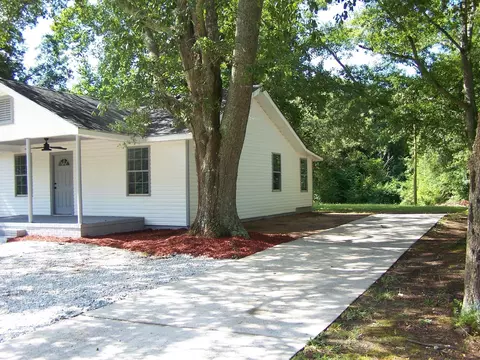 138 Grove Street Sts, Barnesville, GA 30204