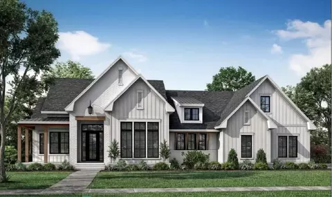 640 Park Place Dr, Jackson, GA 30233