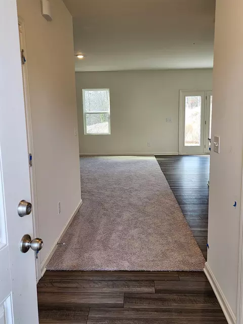 203 Hyde Park, Winder, GA 30680 photo 3