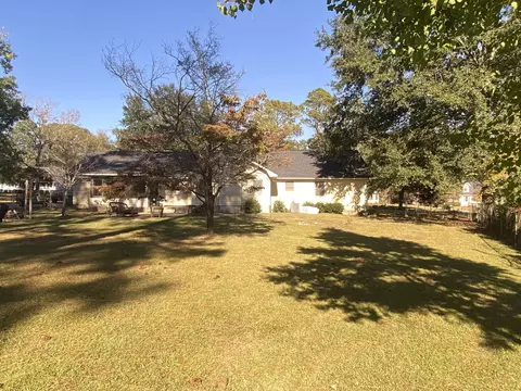 330 Regency Cir, Dublin, GA 31021 photo 7