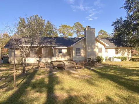 330 Regency Cir, Dublin, GA 31021 photo 6