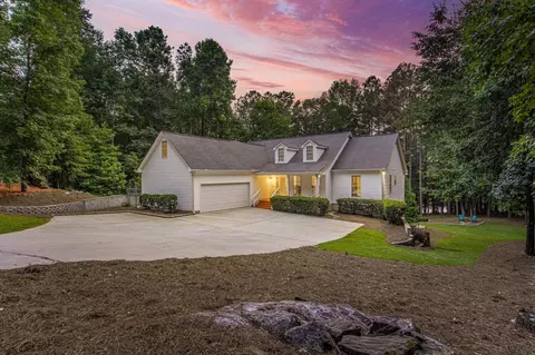 79 Driftwood Ct, Newnan, GA 30263