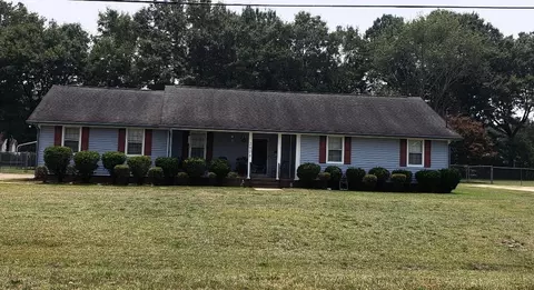 2908 Regina Dr, Macon, GA 31216