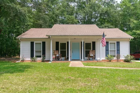 190 Chestlehurst Rd, Senoia, GA 30276