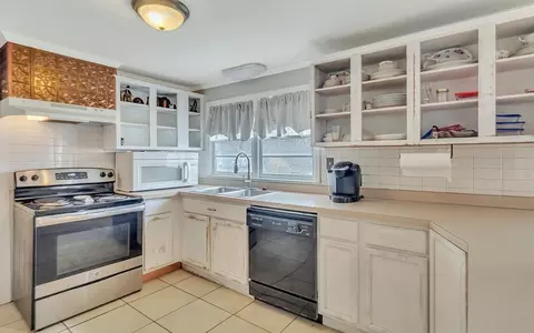 402 N Ash St, Springfield, GA 31329 photo 6