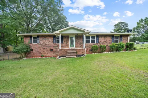 182 Helen Cir SW, Milledgeville, GA 31061