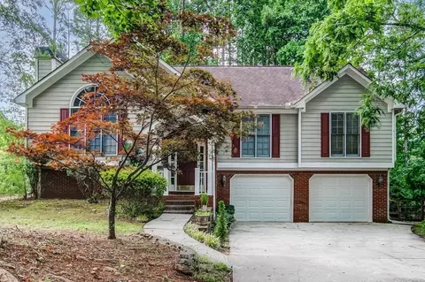 903 Fernwood Rd, Woodstock, GA 30189