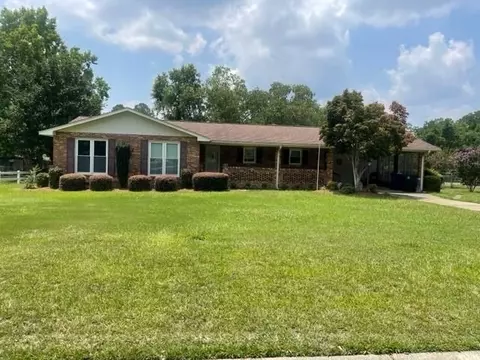 302 Irvindale Dr, Dublin, GA 31021 photo 4