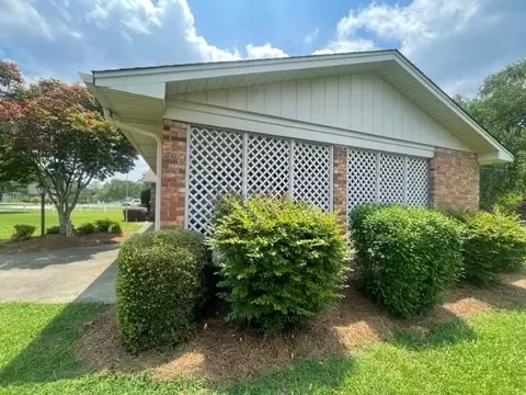 302 Irvindale Dr, Dublin, GA 31021 photo 9