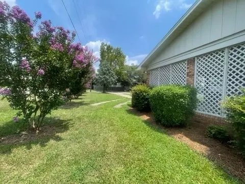 302 Irvindale Dr, Dublin, GA 31021 photo 10