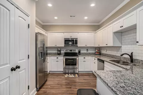 224 Dixon Cir, Williamson, GA 30292 photo 14