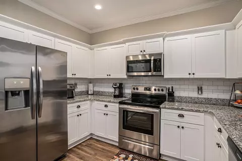 224 Dixon Cir, Williamson, GA 30292 photo 17