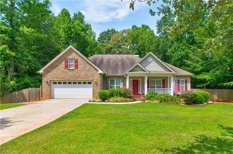 5562 Checkered Spot Dr, Gainesville, GA 30506