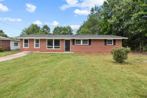 1940 Winston Dr, Macon, GA 31206