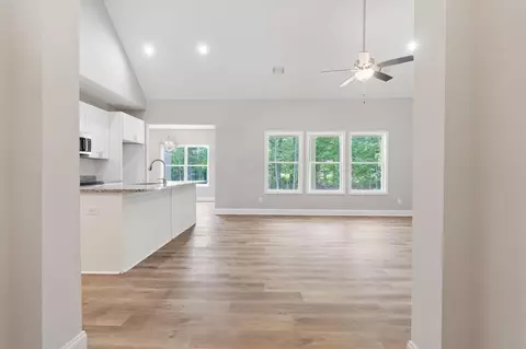 305 Ruby Ct, Gray, GA 31032 photo 9
