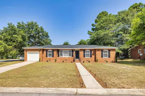 3108 Commodore Dr, Macon, GA 31211