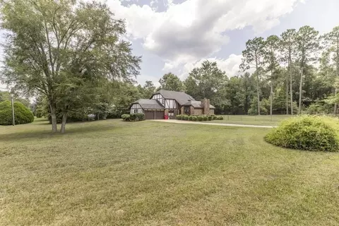 6541 Chriswood Dr, Macon, GA 31216