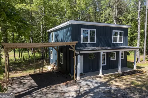 175 E Rocky Mount Rd, Senoia, GA 30276