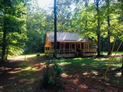 1440 Dumas Rd, Hillsboro, GA 31038