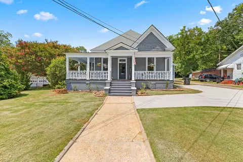 308 Forsyth St, Barnesville, GA 30204